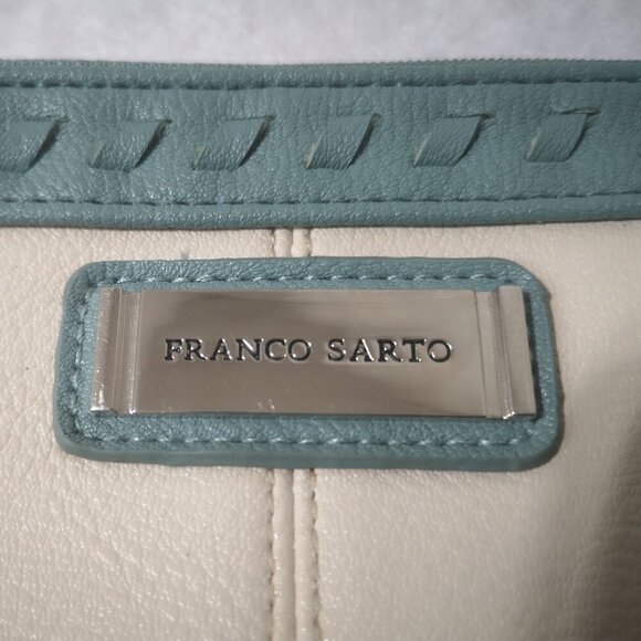 Franco Sarto Faux Leather Cream & Green Ladies Lined Wristlet - Picture 3 of 8